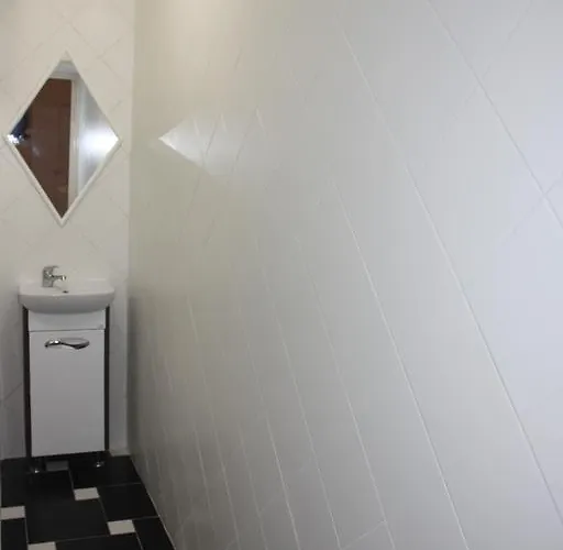 伦贝格精英公寓 酒店